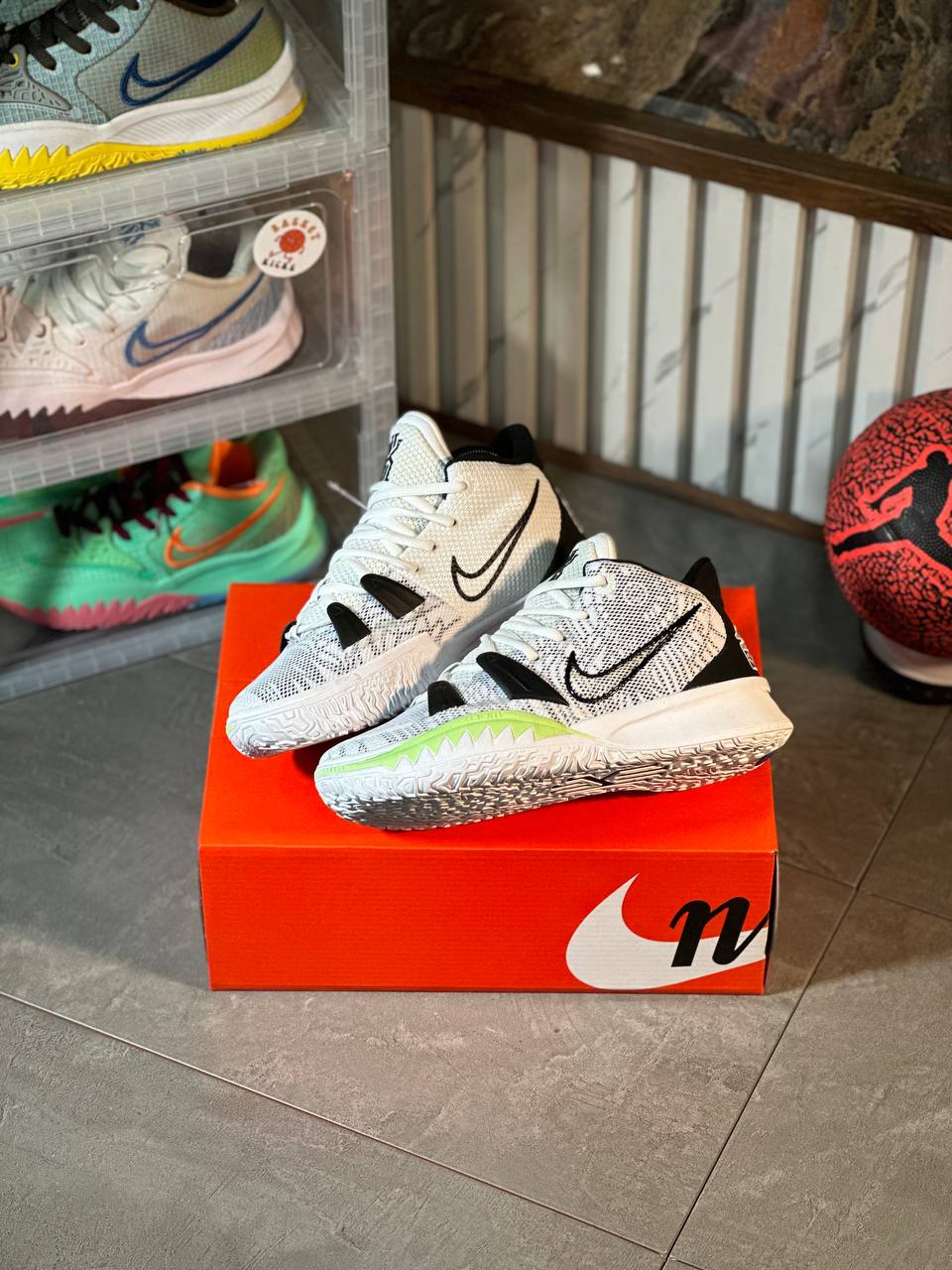 NIKE KYRIE 7 BROOKLYN BEATS