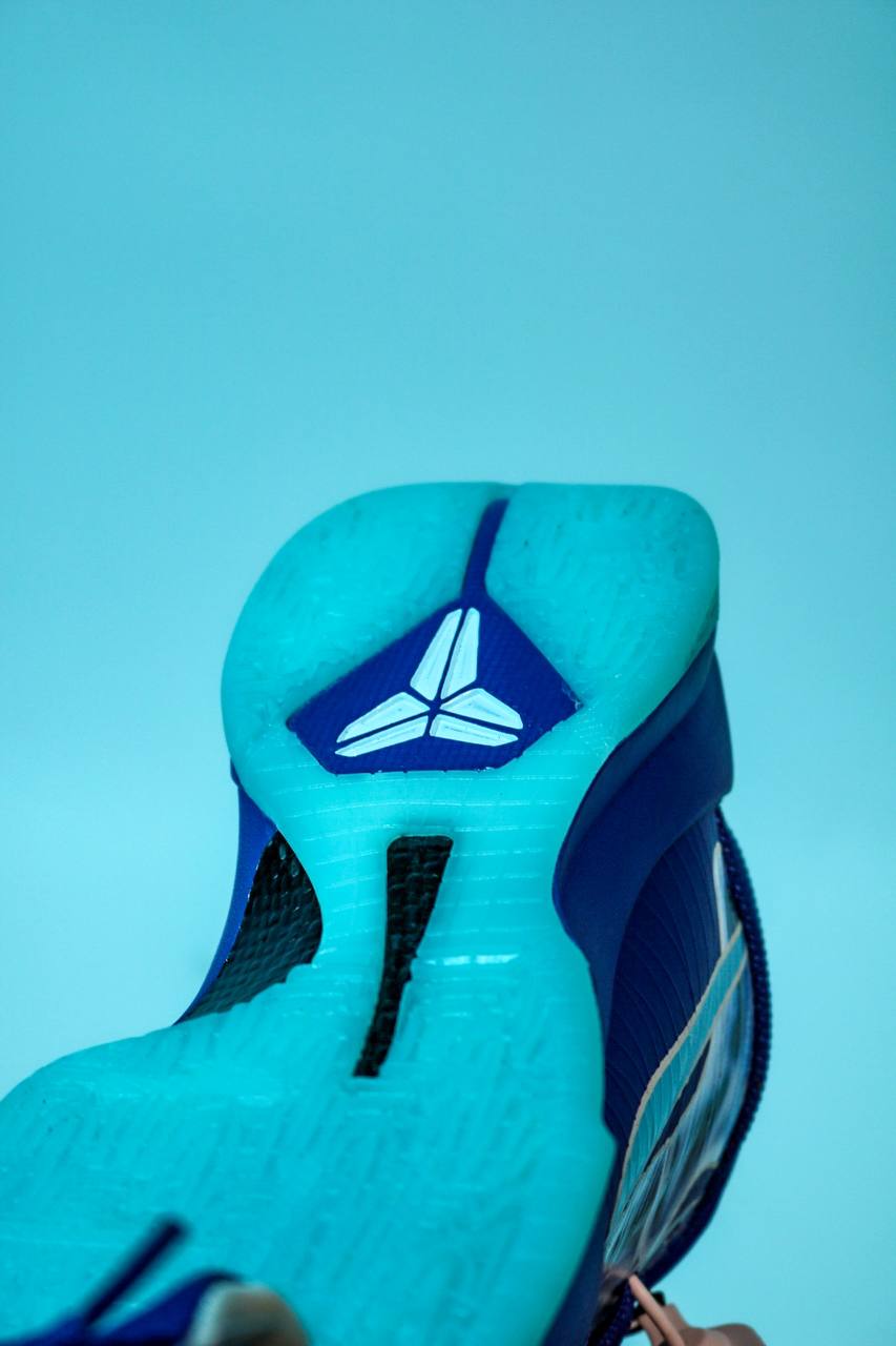 NIKE KOBE 5 X-RAY