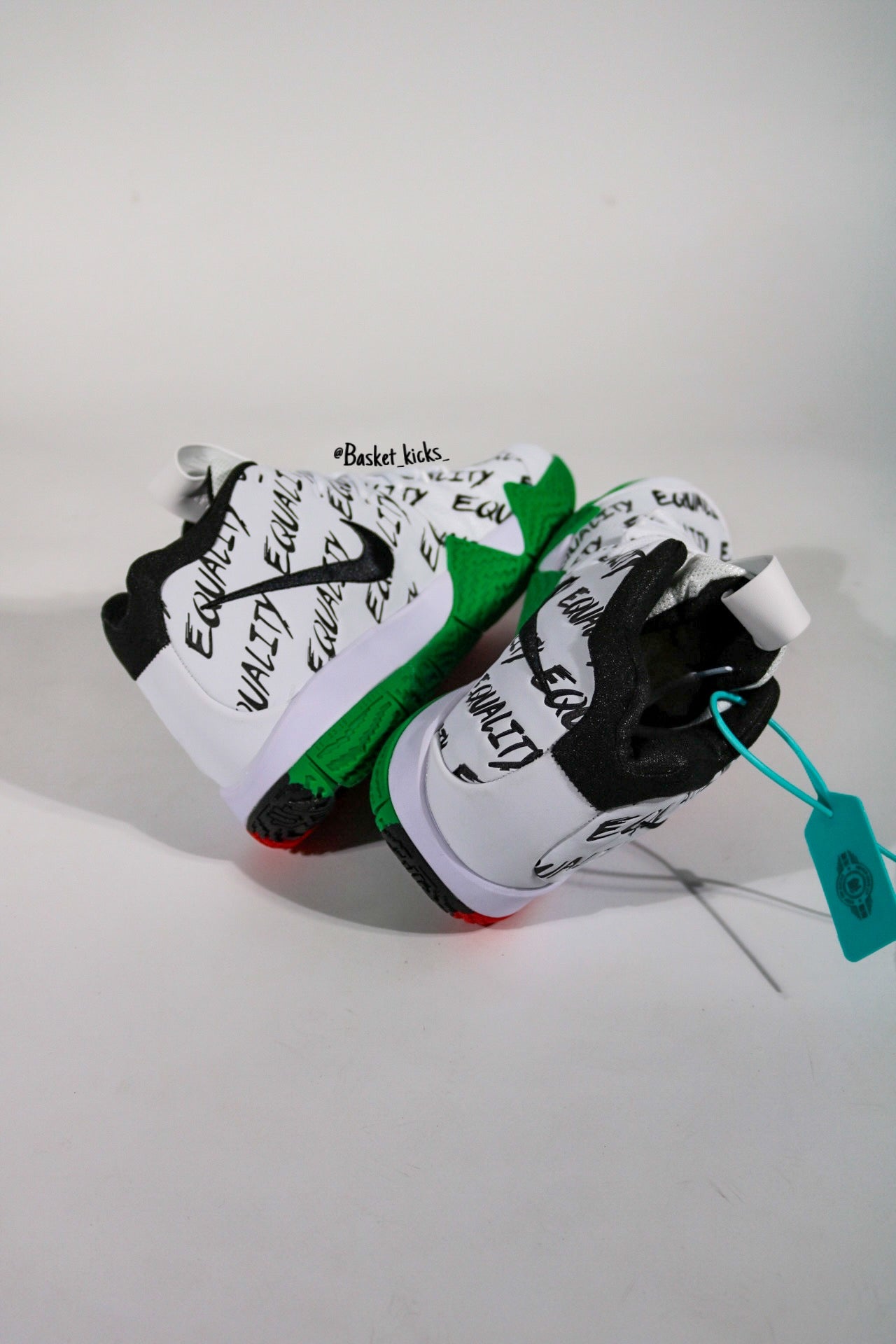 nike kyrie 4 equality