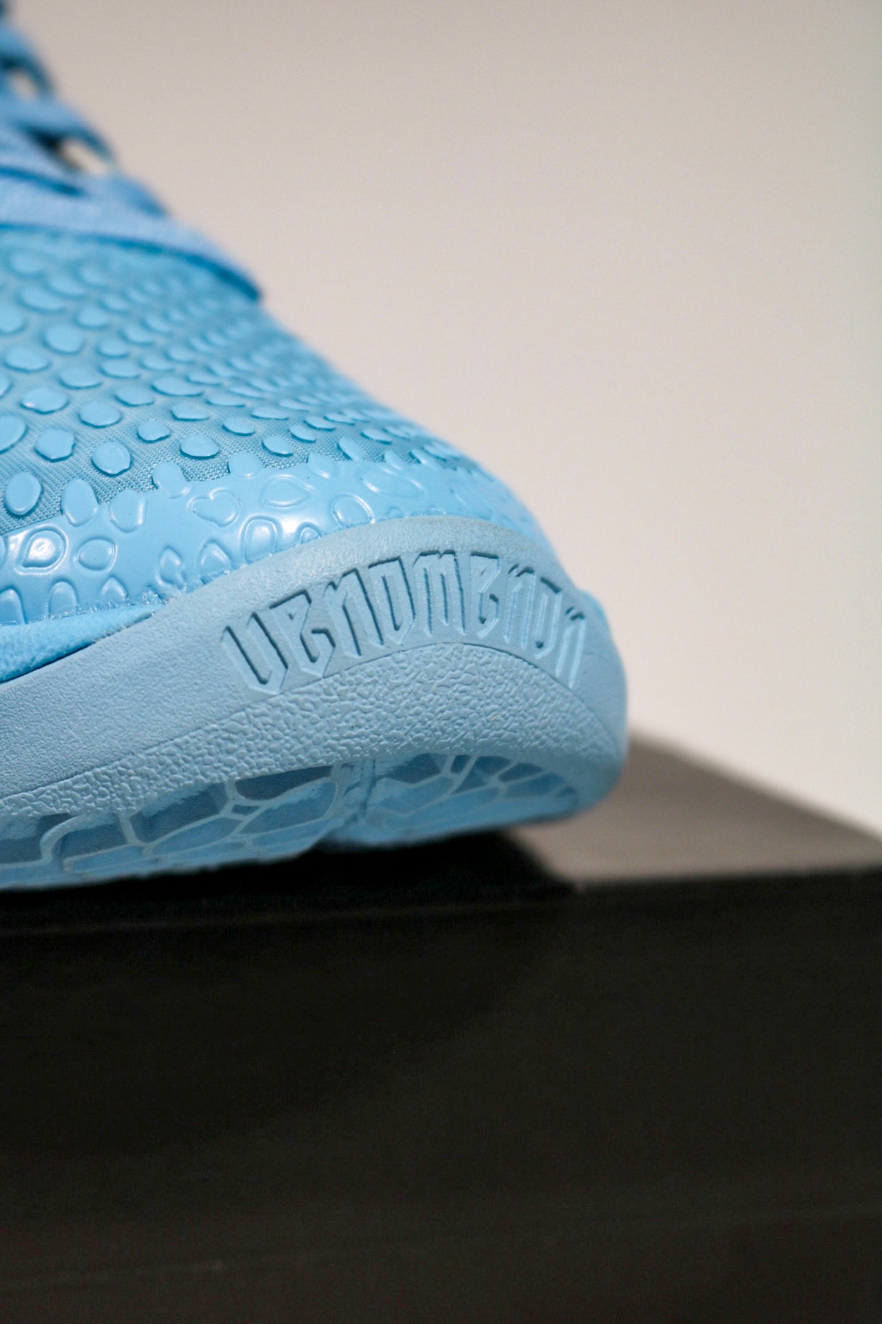 NIKE KOBE 6 ICE GRINCH
