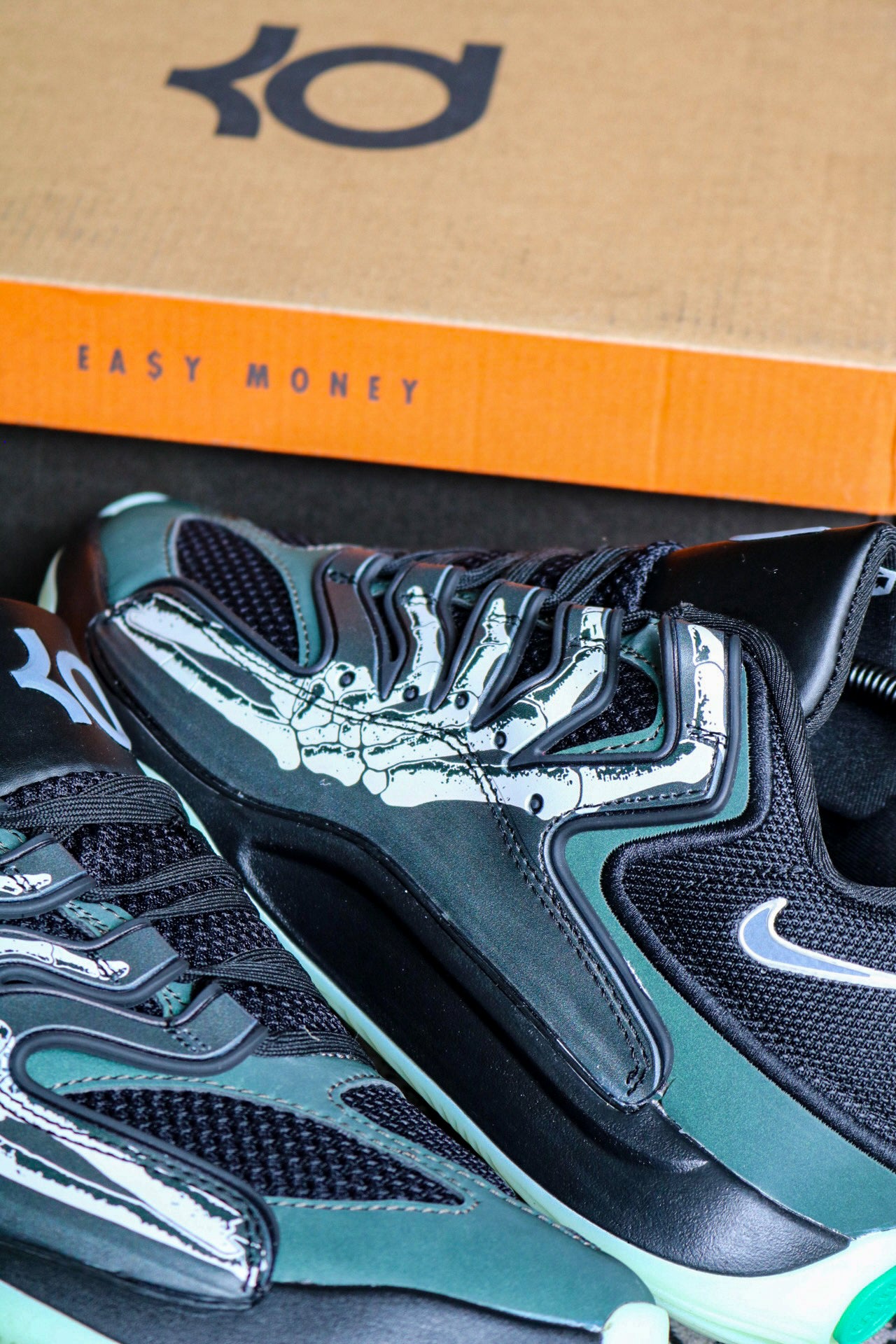 NIKE KEVIN DURANT 18 “Slim Reaper”