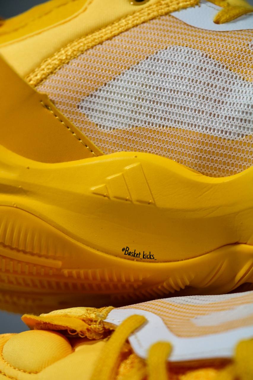 ADIDAS ADIZERO