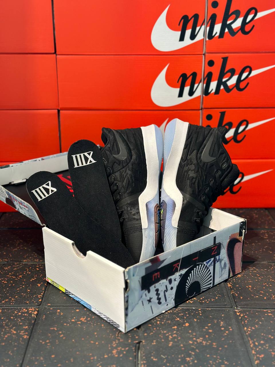NIKE KYRIE 3 BLACK ICE