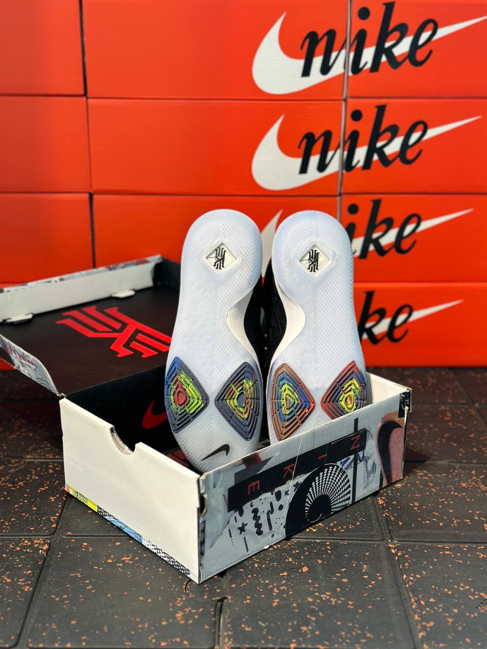 NIKE KYRIE 3 BLACK ICE