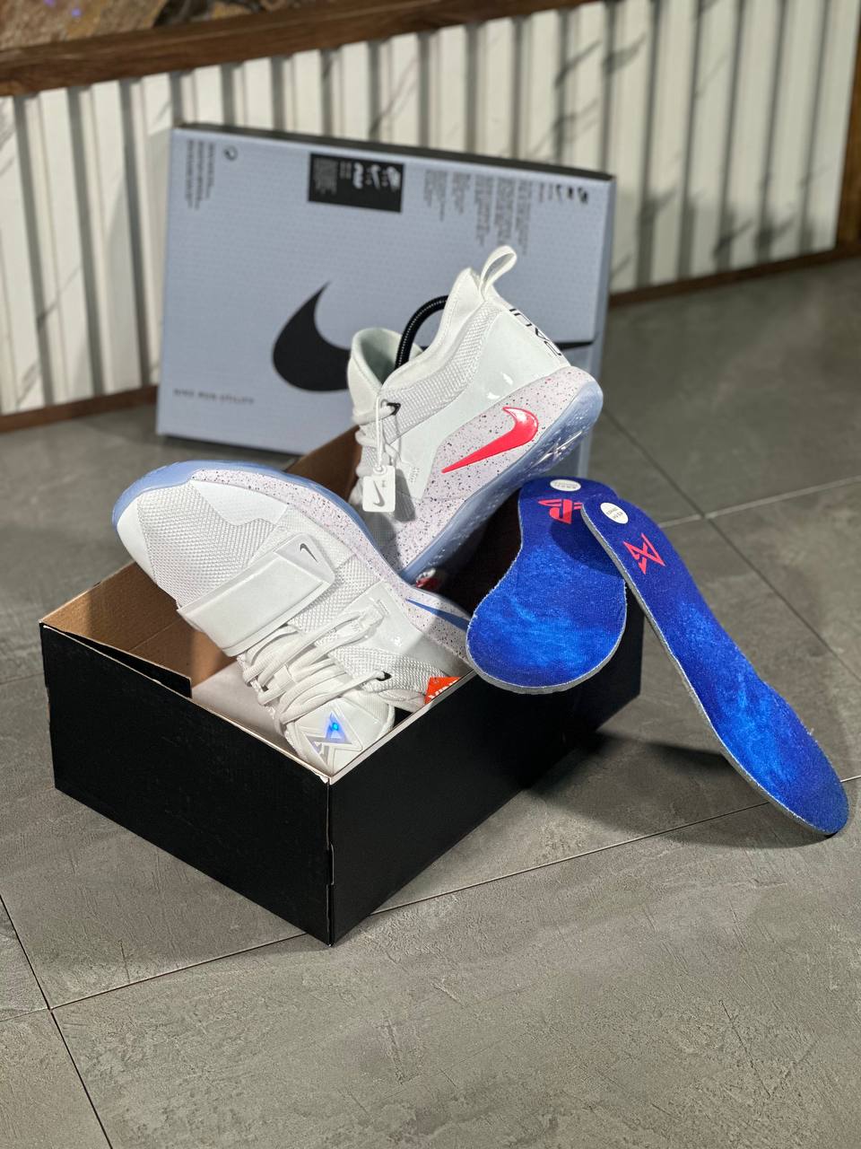 NIKE PAUL GEORGE PLAY STATION