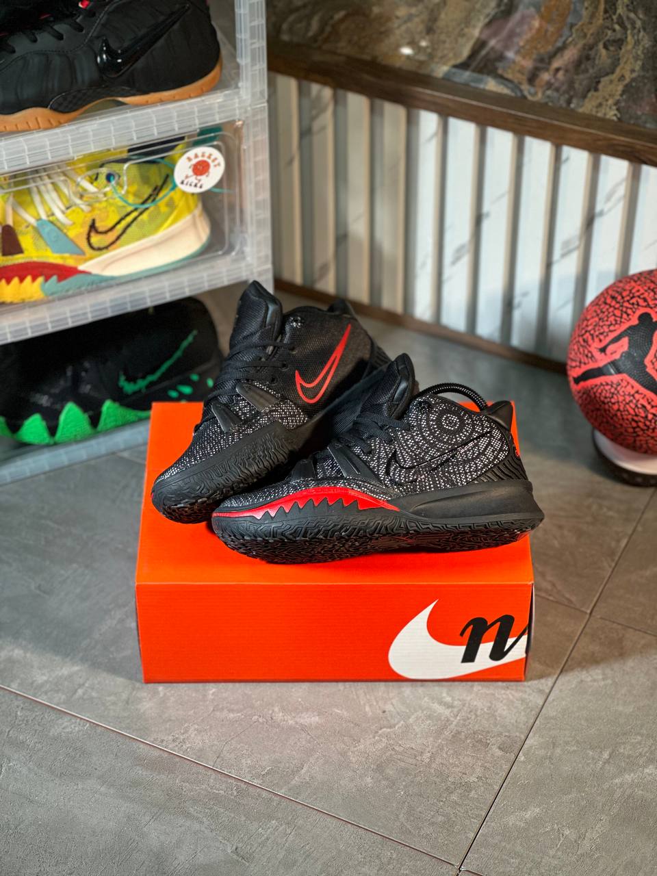 NIKE KYRIE 7 BREAD