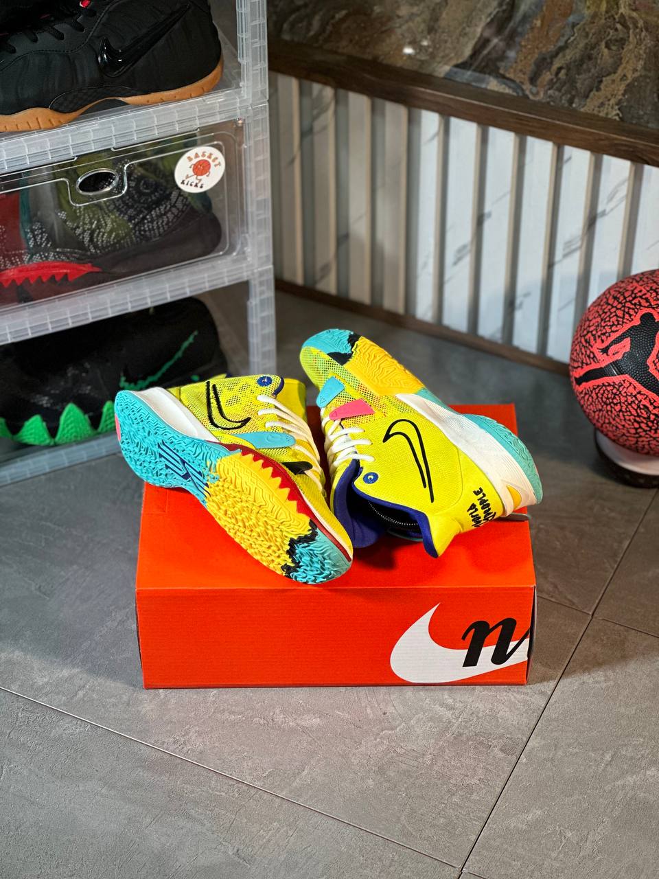 NIKE KYRIE 7 ONE WORLD ONE PEOPLE