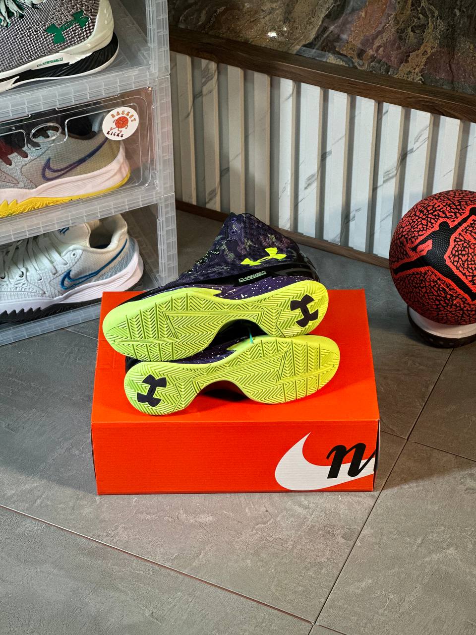 HUNDER CURRY l DARK MATTER