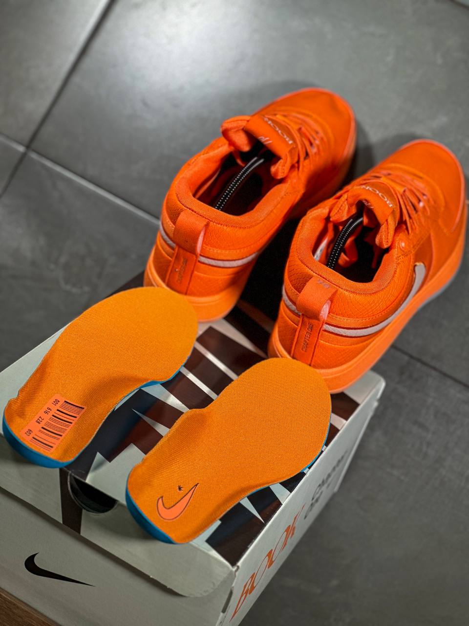 NIKE BOOK CHAPTER ONE