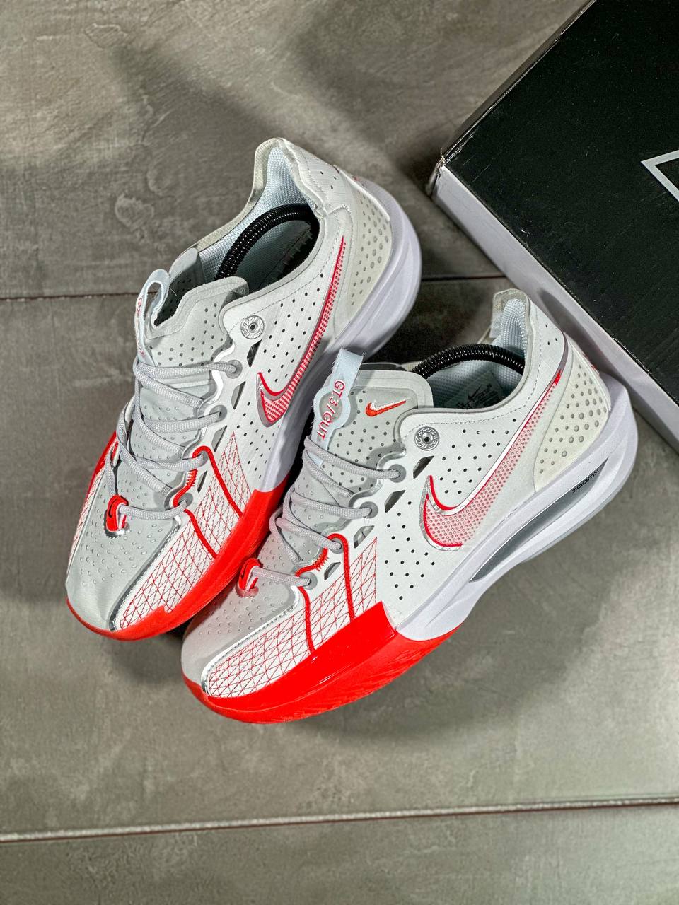 NIKE GT CUT 3