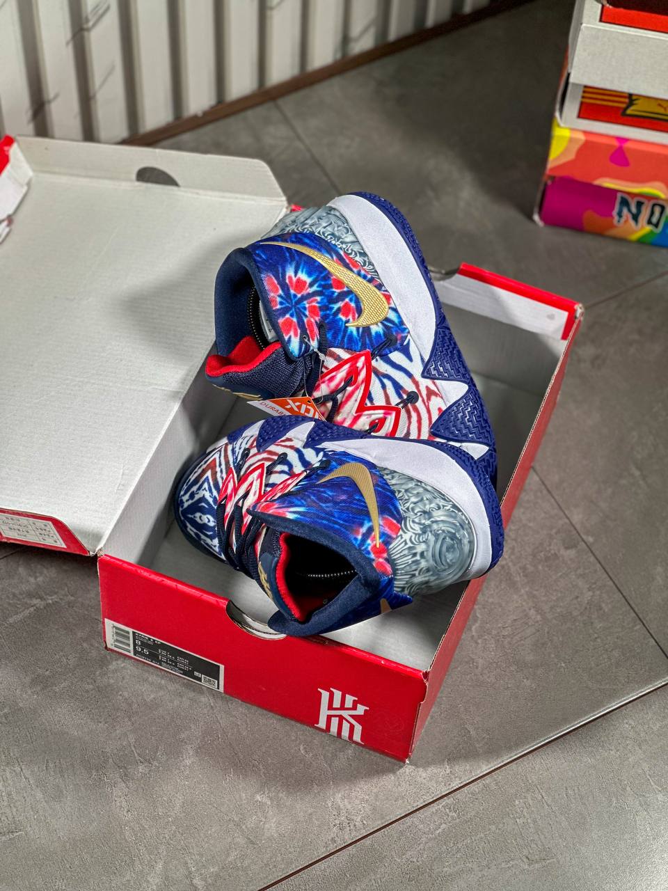 NIKE KYBRID S2
