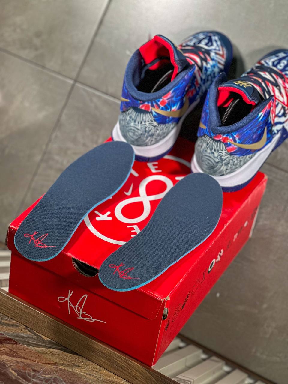 NIKE KYBRID S2