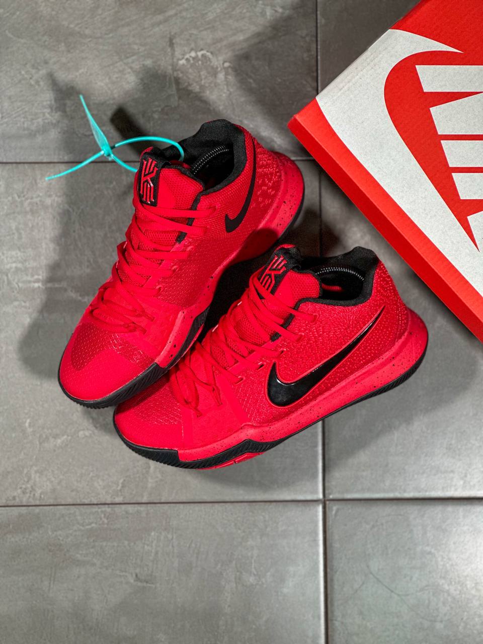 NIKE KYRIE 3 APPLE CANDY
