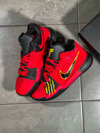 NIKE KYRIE 3 MAMBA MENTALITY