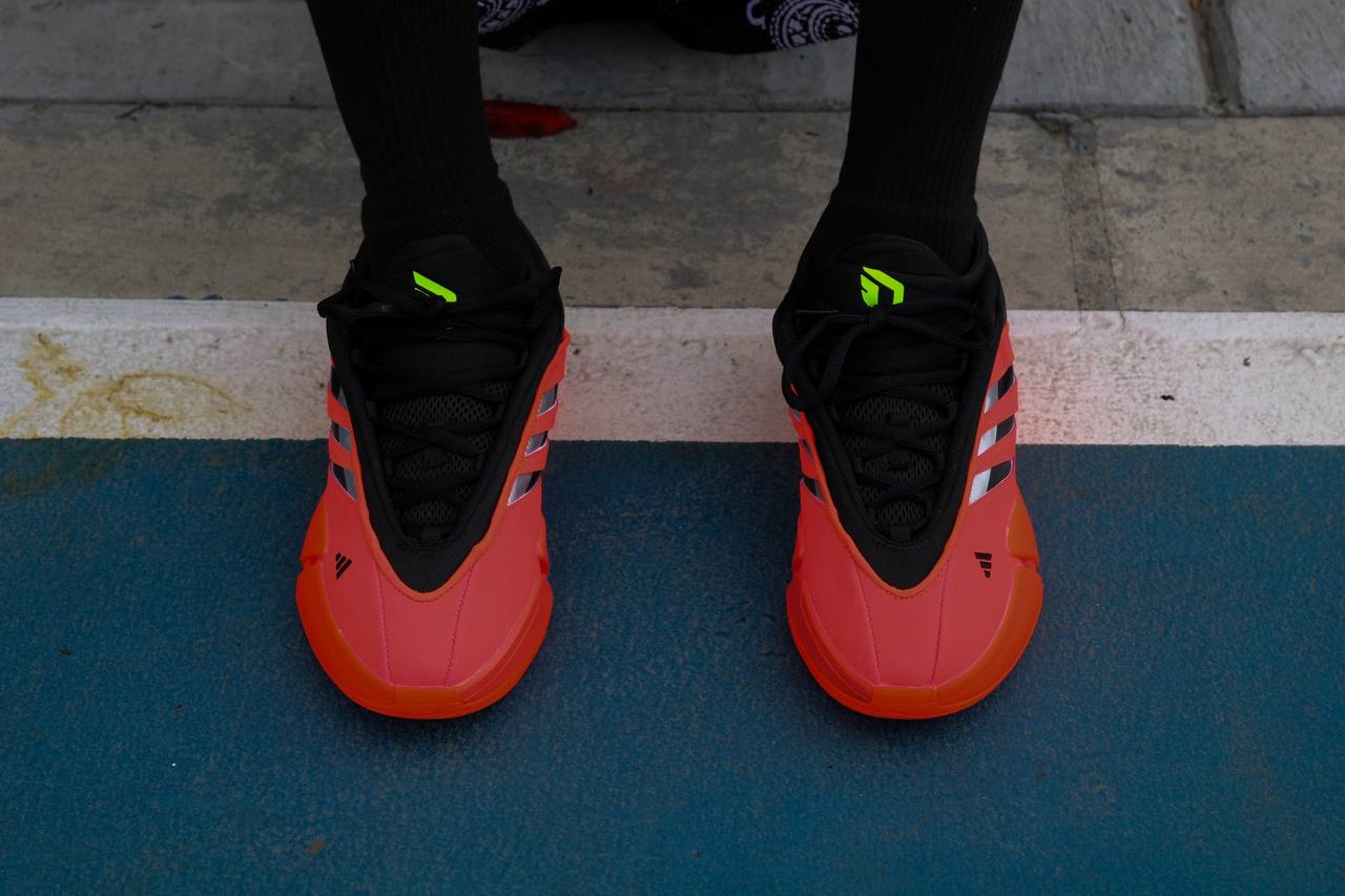 ADIDAS DAME 9