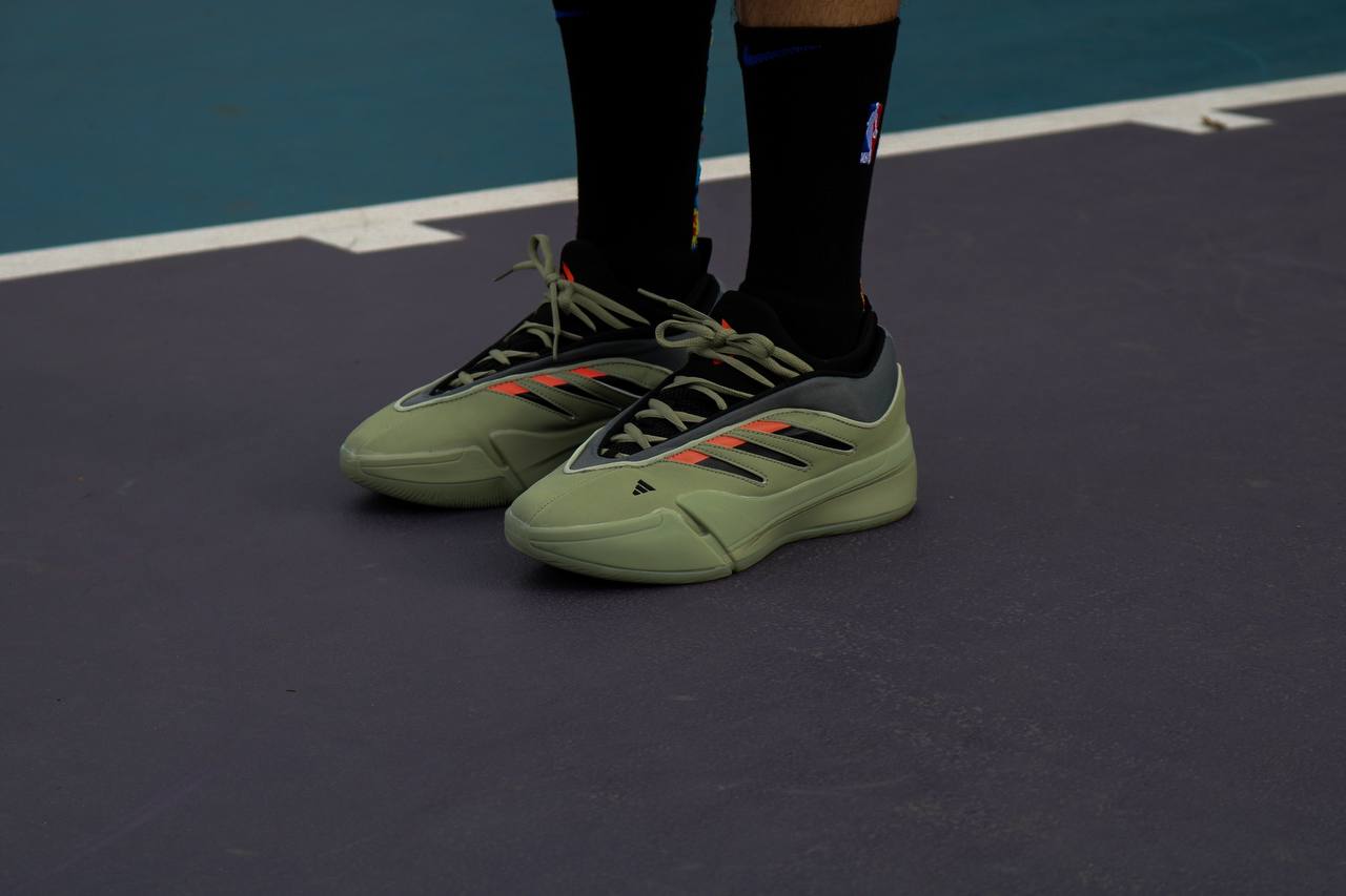 ADIDAS DAME 9