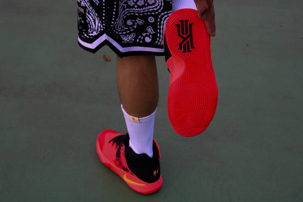 NIKE KYRIE ll