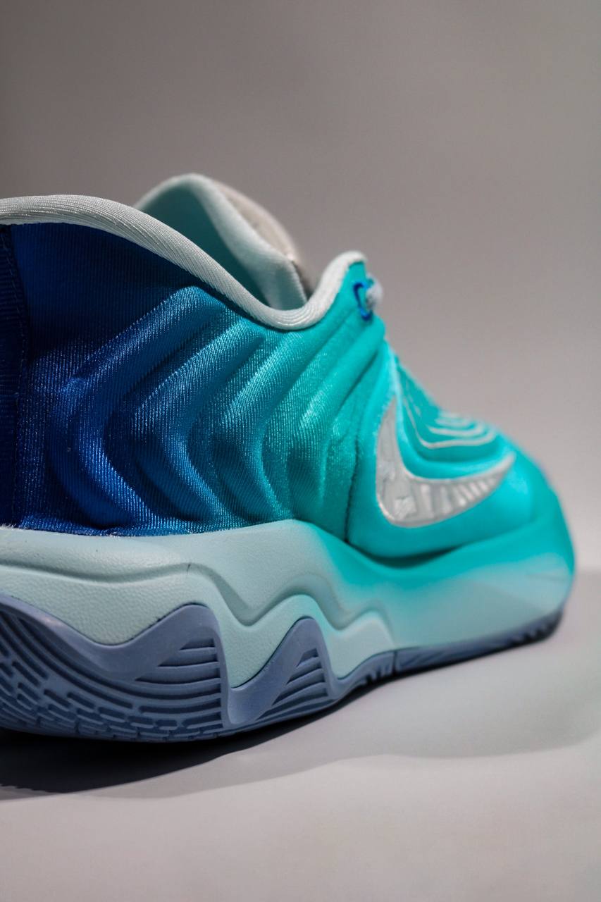 NIKE GIANNIS INMORTALITY lV