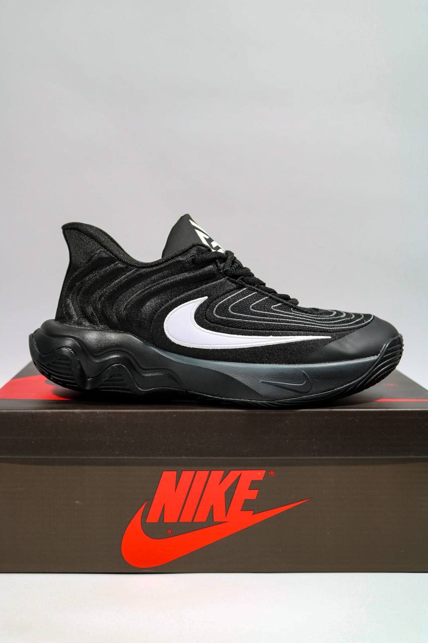 NIKE GIANNIS INMORTALITY lV