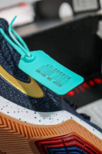 NIKE KYRIE 3