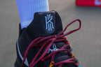 NIKE KYRIE 5 FRIENDS
