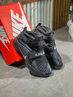 NIKE LEBRON SOLDIER 9