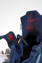 NIKE KYRIE ll CAVS