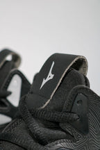 MIZUNO MOMENTUM 3 MIE BLACK