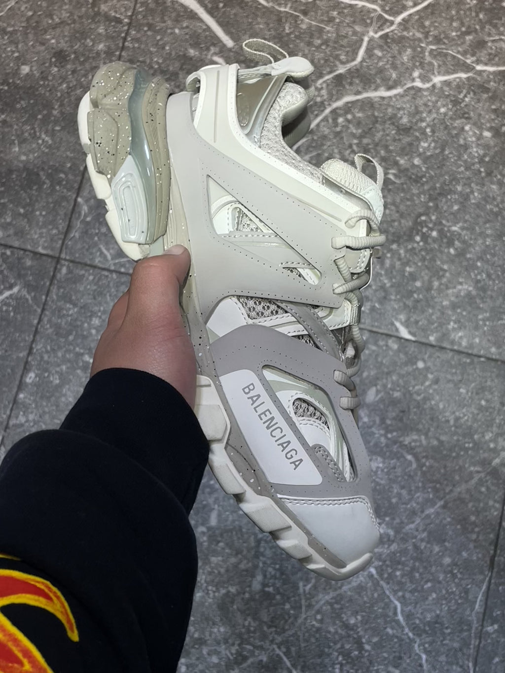 BALENCIAGA TRACK TRAINER ‘Off White/Beige’