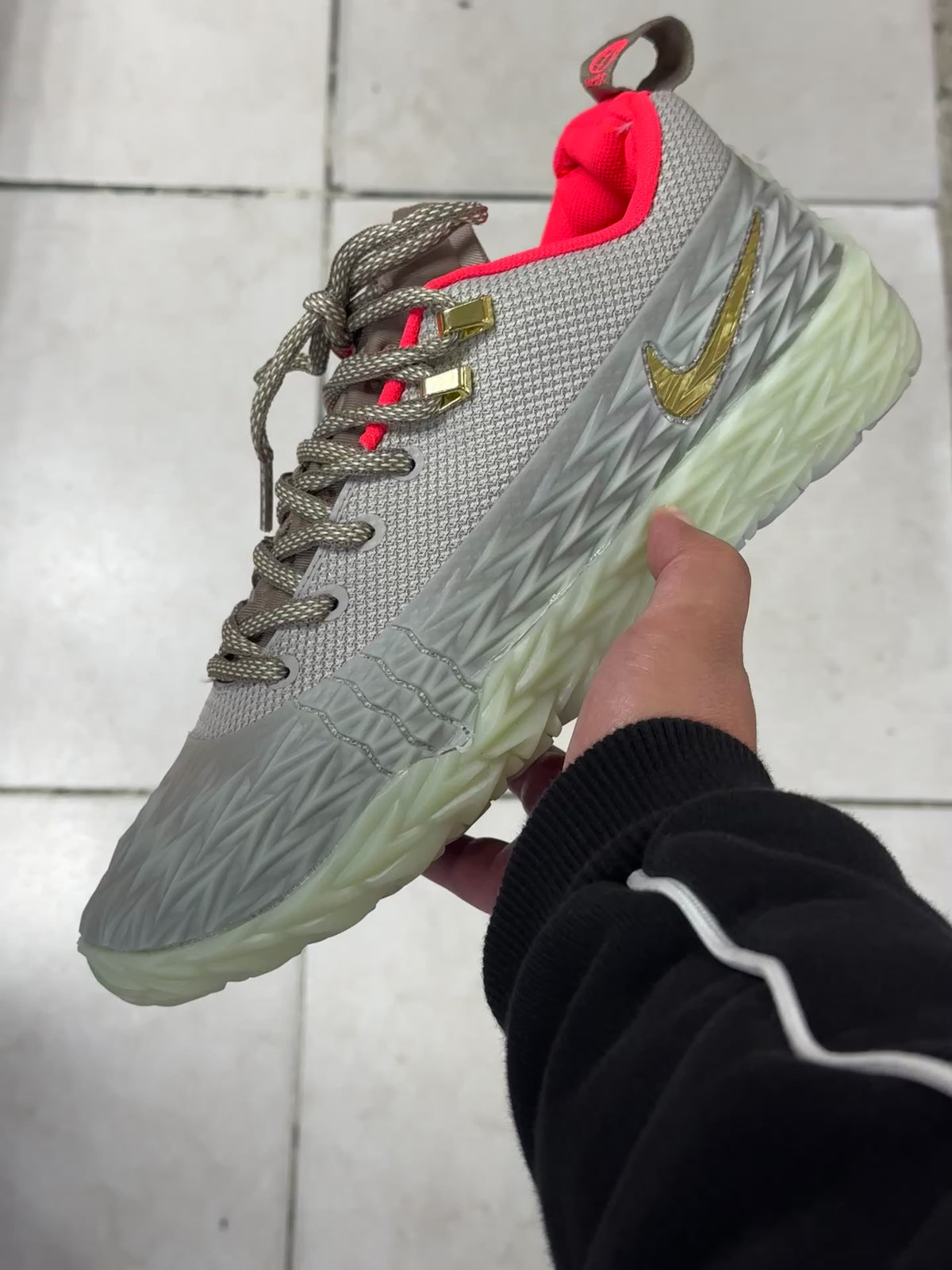 NIKE S.T CHARGE “College Grey”